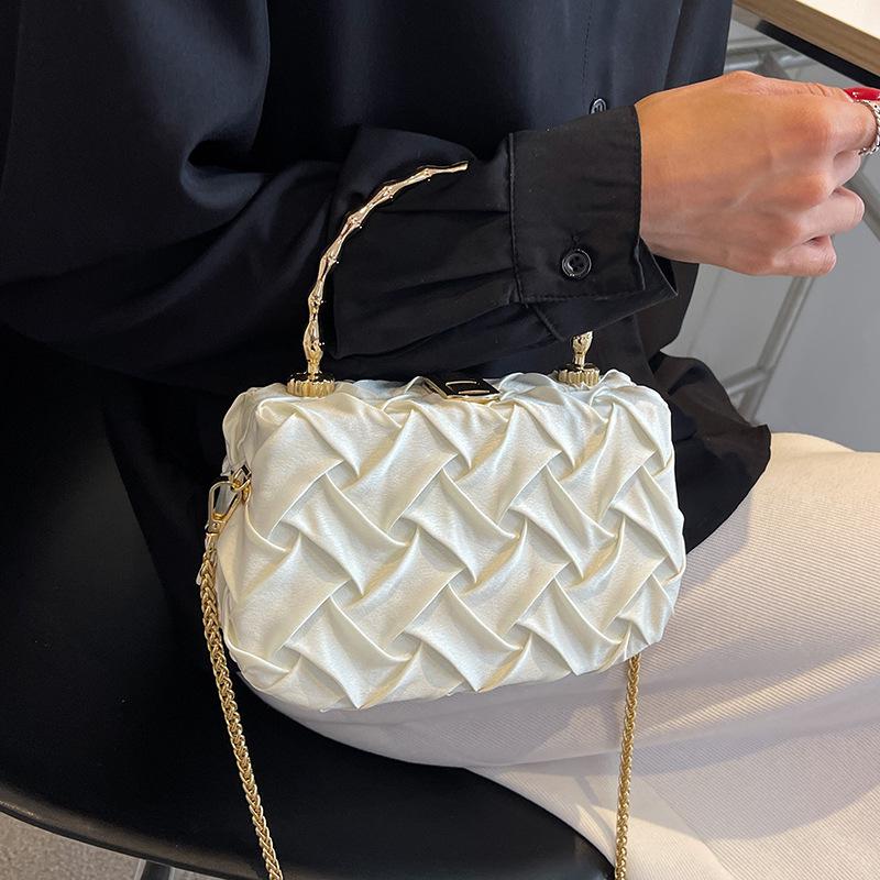 Weave Small Tote Bag With Metal Portable New Chain Women&#39;s Designer Handbag Luxury Brand Shoulder Messenger Bag Phone Purse