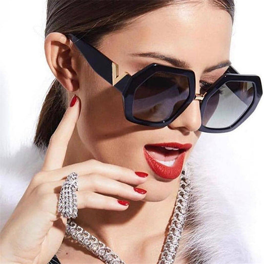 ADREAM Luxury Square Sunglasses Ladies Fashion Glasses Classic Brand Designer Retro Sun Glasses Women Sexy Eyewear Unisex Shades